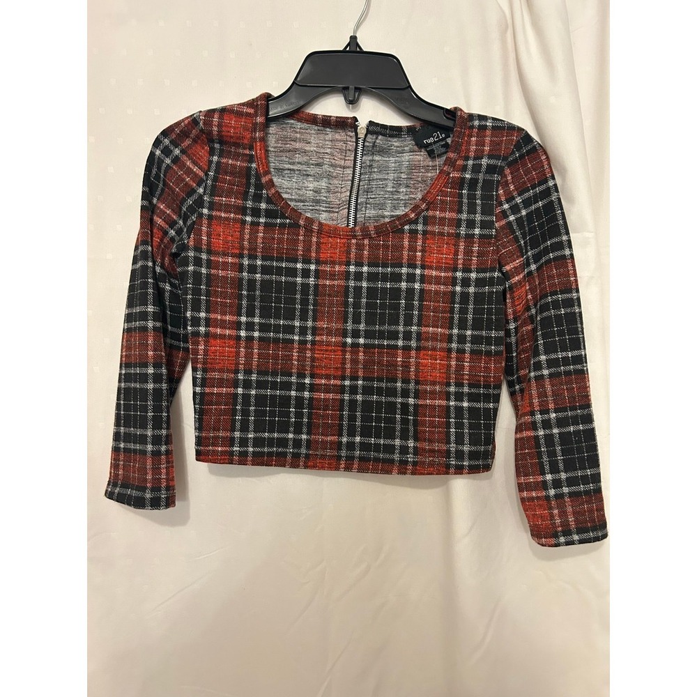 rue21 Plaid 3/4 Sleeve Zipper Back Crop Top